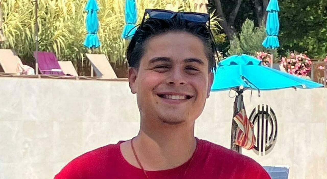 https://statics.cedscdn.it/photos/MED_HIGH/2026/07/31/9683250_31160507_leonardo_nicolazza_bagnino_salva_anziano_bus.jpg