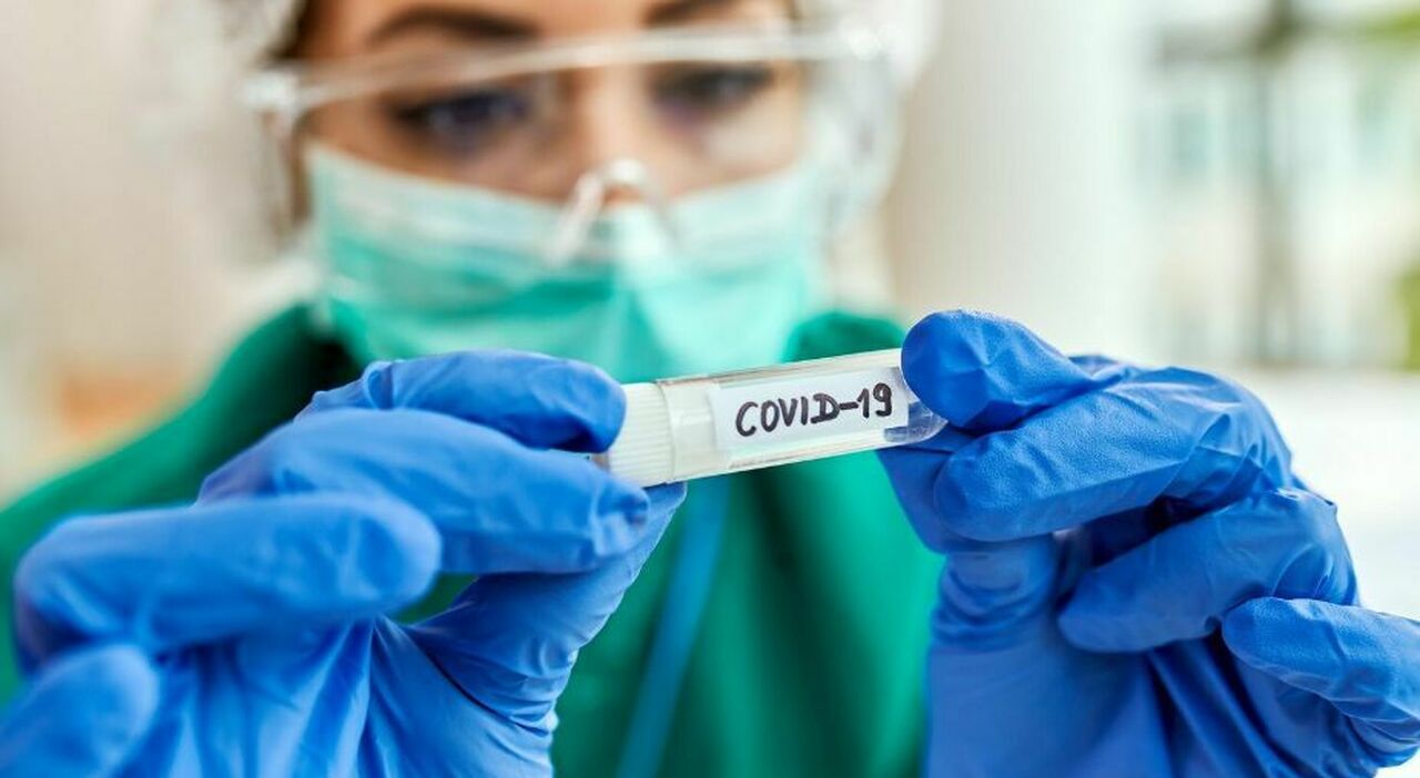 https://statics.cedscdn.it/photos/MED_HIGH/2026/08/01/9684787_01102919_covid_nuova_ondata_estiva_in_cina_sintomi_pregliasco.jpg