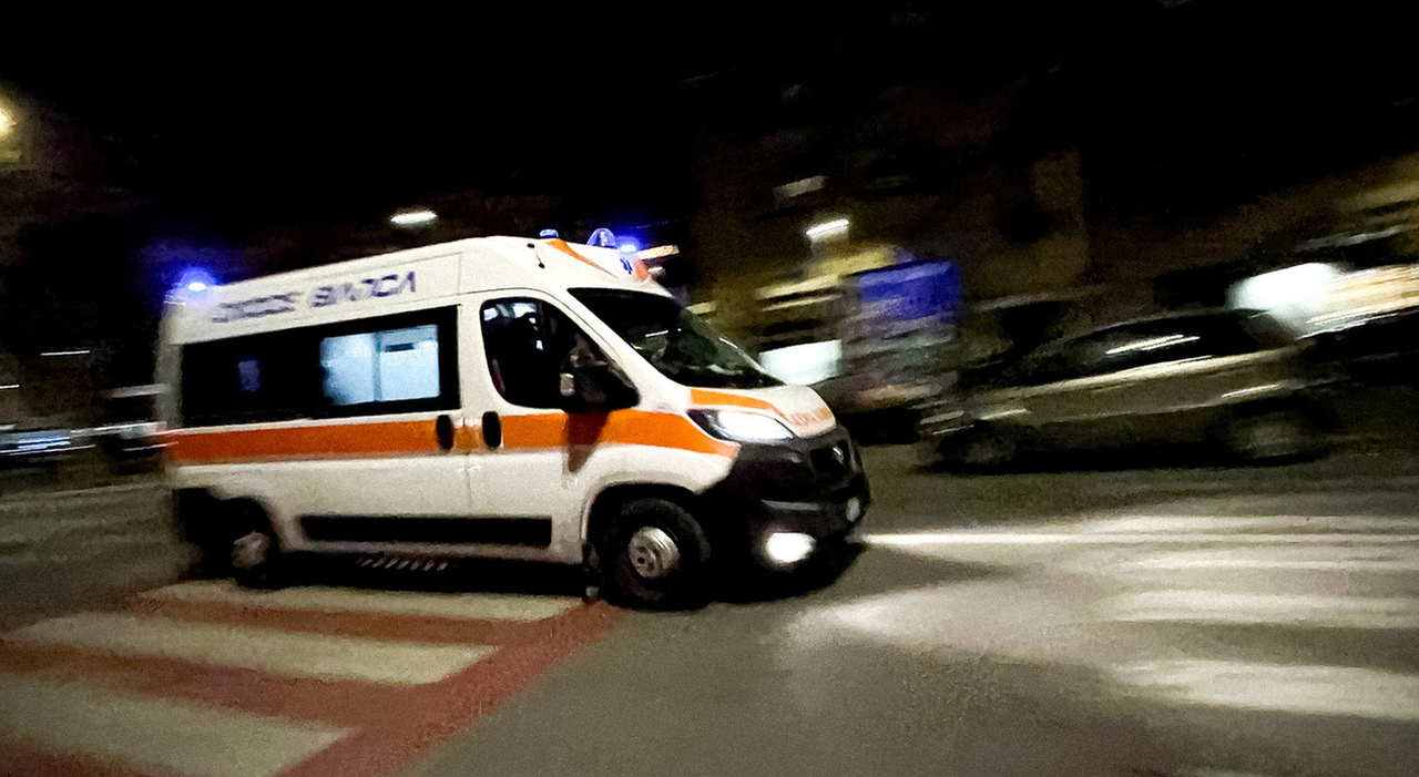 https://statics.cedscdn.it/photos/MED_HIGH/2026/08/01/9684915_01135246_ambulanza.jpg
