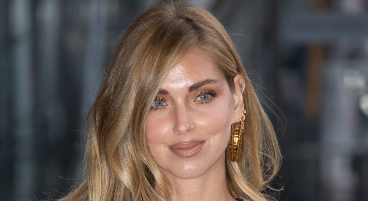 https://statics.cedscdn.it/photos/MED_HIGH/2026/08/01/9685006_01163008_chiara_ferragni.jpg