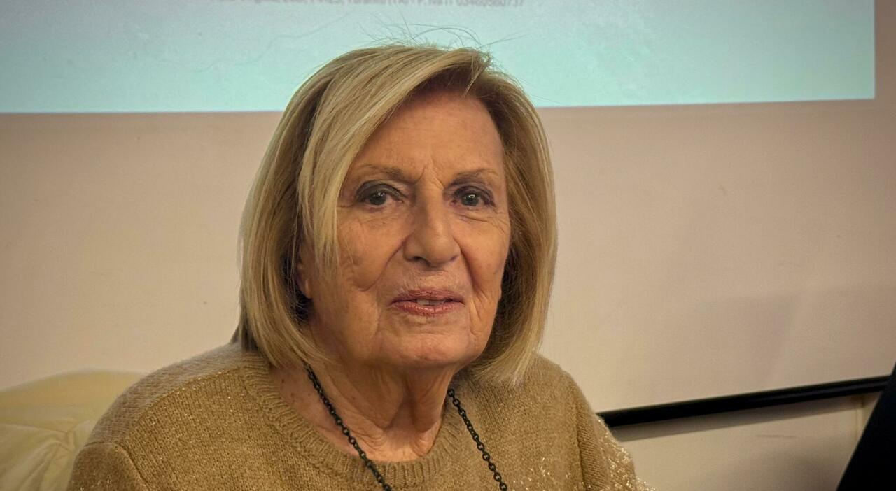 diffamazione sui social a poli bortone la sindaca di lecce denuncia 77 utenti da Quotidianodipuglia.it diffamazione sui social a poli bortone la sindaca di lecce denuncia 77 utenti