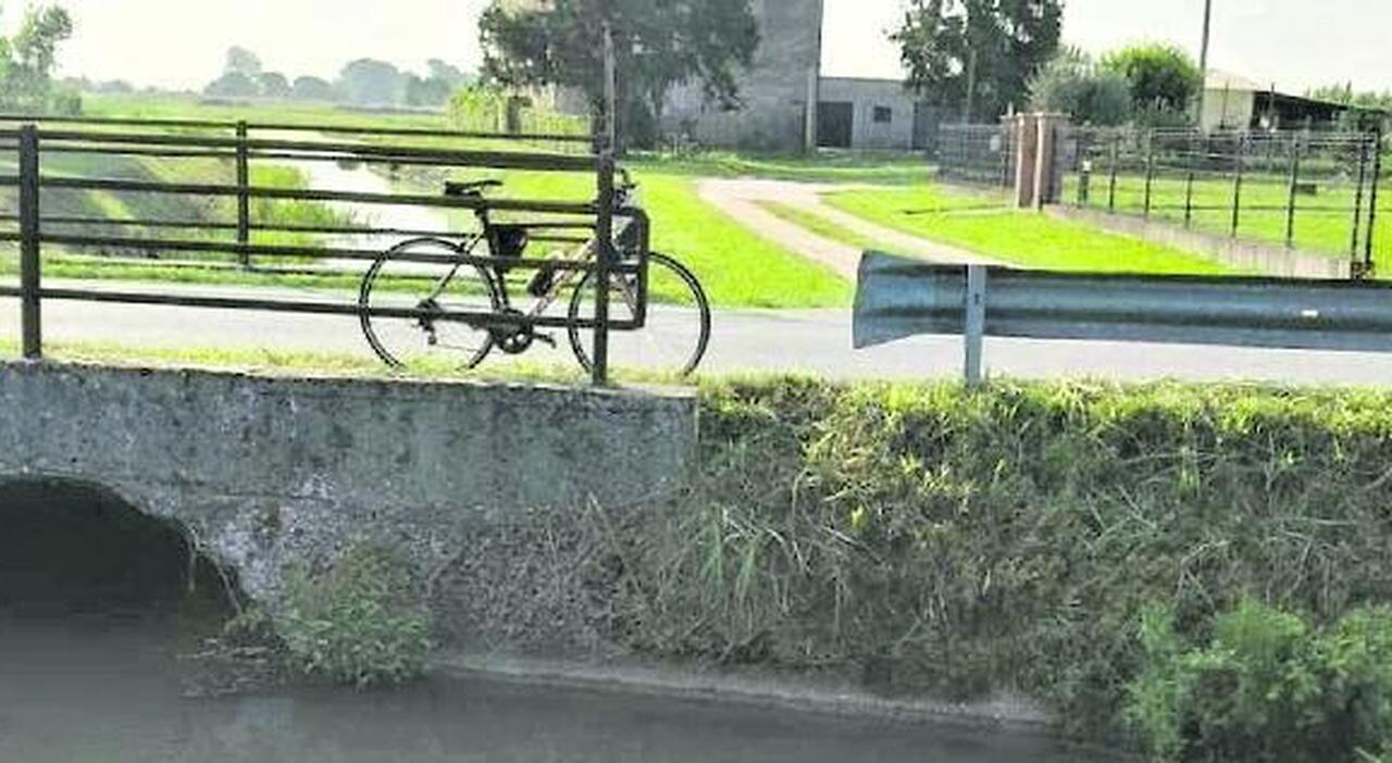 Cicloturista trovato morto in canale dopo malore, Bovolenta, 2 agosto 2026