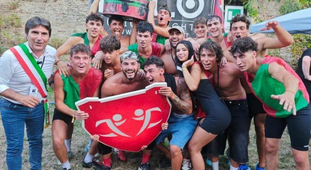 Contrada Villa San Martino festeggia la vittoria al Palio 2026 con la Viking Row e la partecipazione di migliaia di giovani