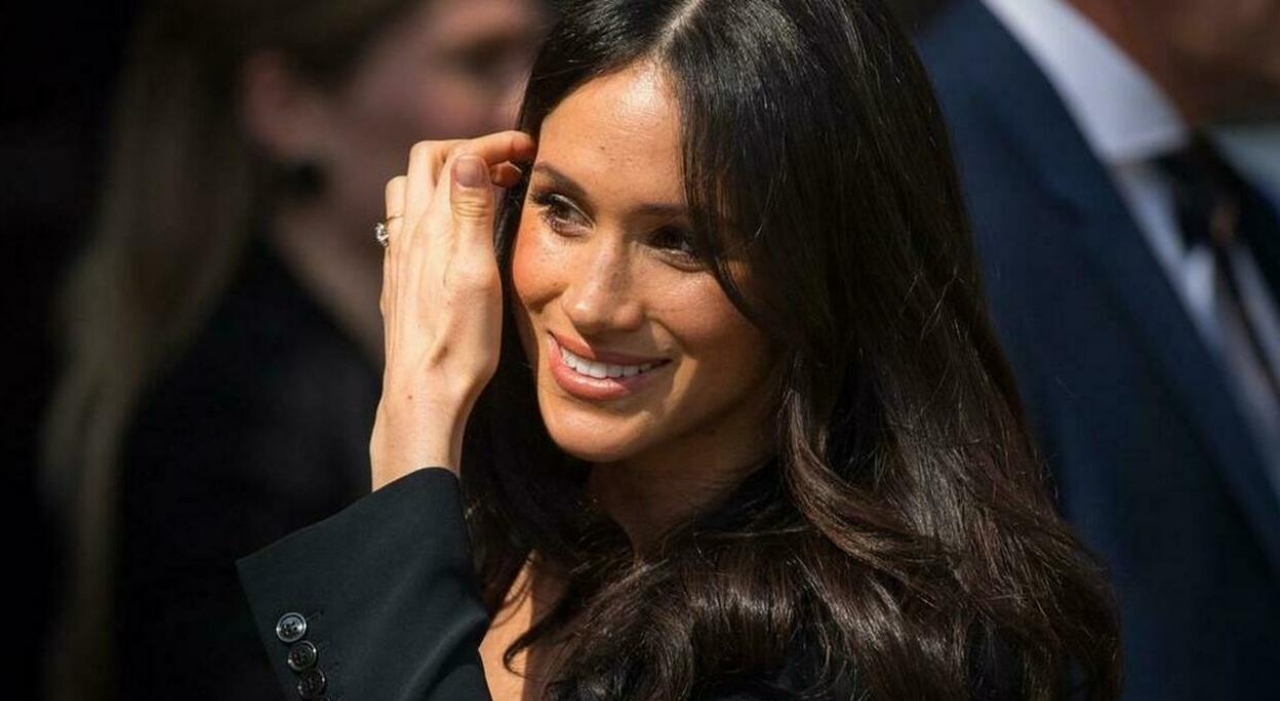 https://statics.cedscdn.it/photos/MED_HIGH/2026/08/03/9688058_03131829_meghan_markle.jpg