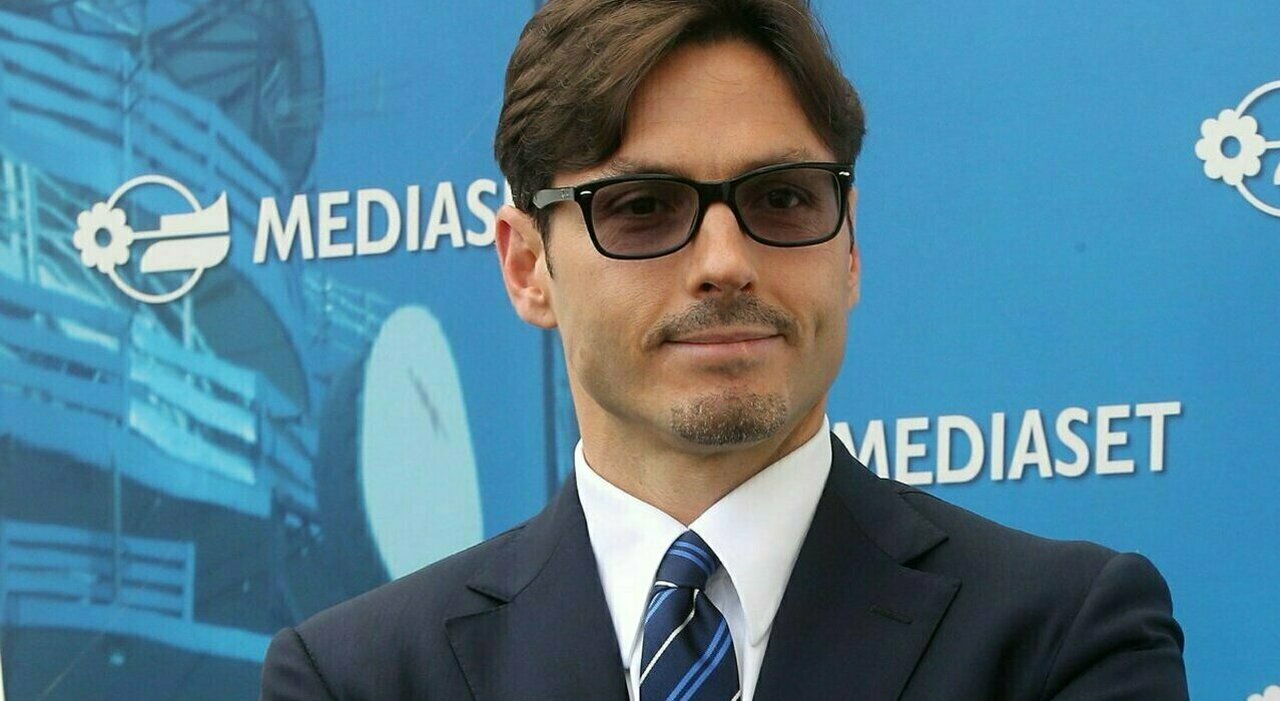 https://statics.cedscdn.it/photos/MED_HIGH/2026/08/03/9688061_03132142_pier_silvio_berlusconi_miglior_manager.jpg