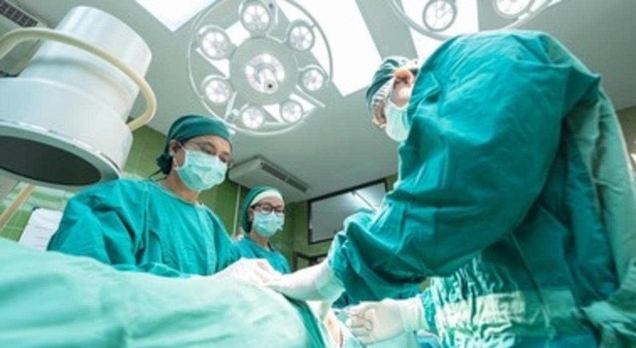https://statics.cedscdn.it/photos/MED_HIGH/2026/08/09/9699119_09125144_torino_uomo_salvo_aorta_molinette_intervento_cosa_e_successo.jpg