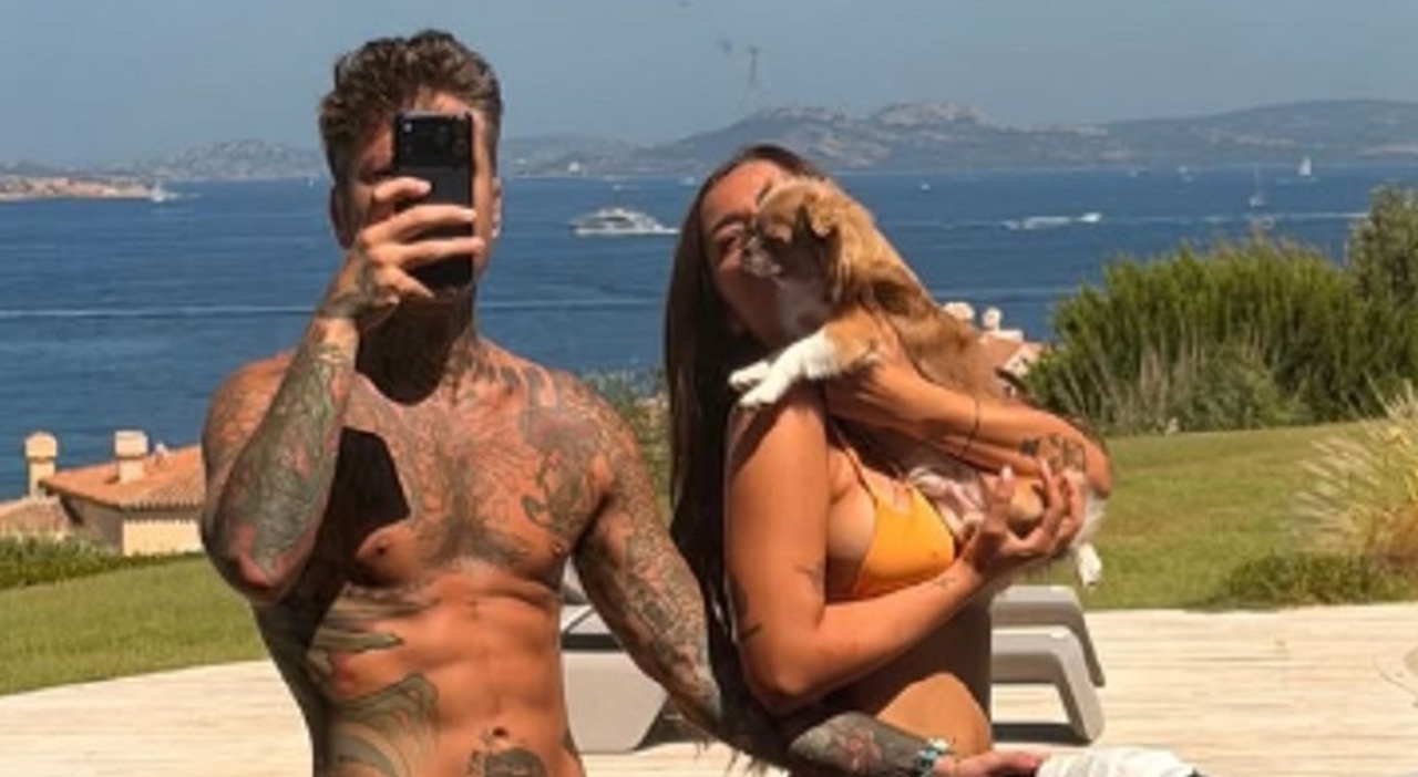 https://statics.cedscdn.it/photos/MED_HIGH/2026/08/09/9699194_09153808_fedez.jpg