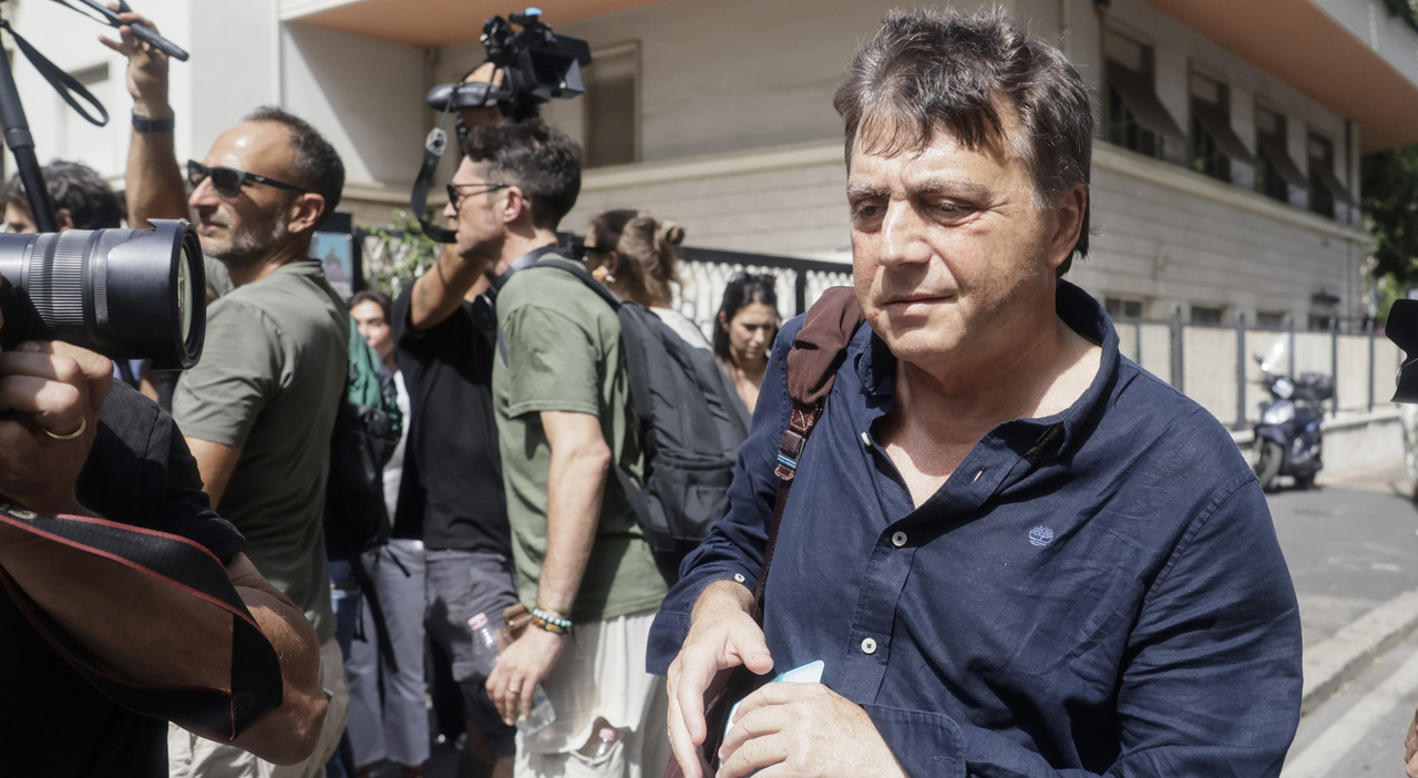 https://statics.cedscdn.it/photos/MED_HIGH/2026/08/12/9704427_12173749_ranucci_lavitola_interrogatorio_cosa_ha_detto.jpg