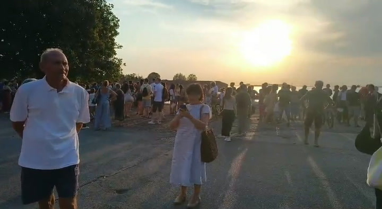 https://statics.cedscdn.it/photos/MED_HIGH/2026/08/12/9704573_poster.jpg
