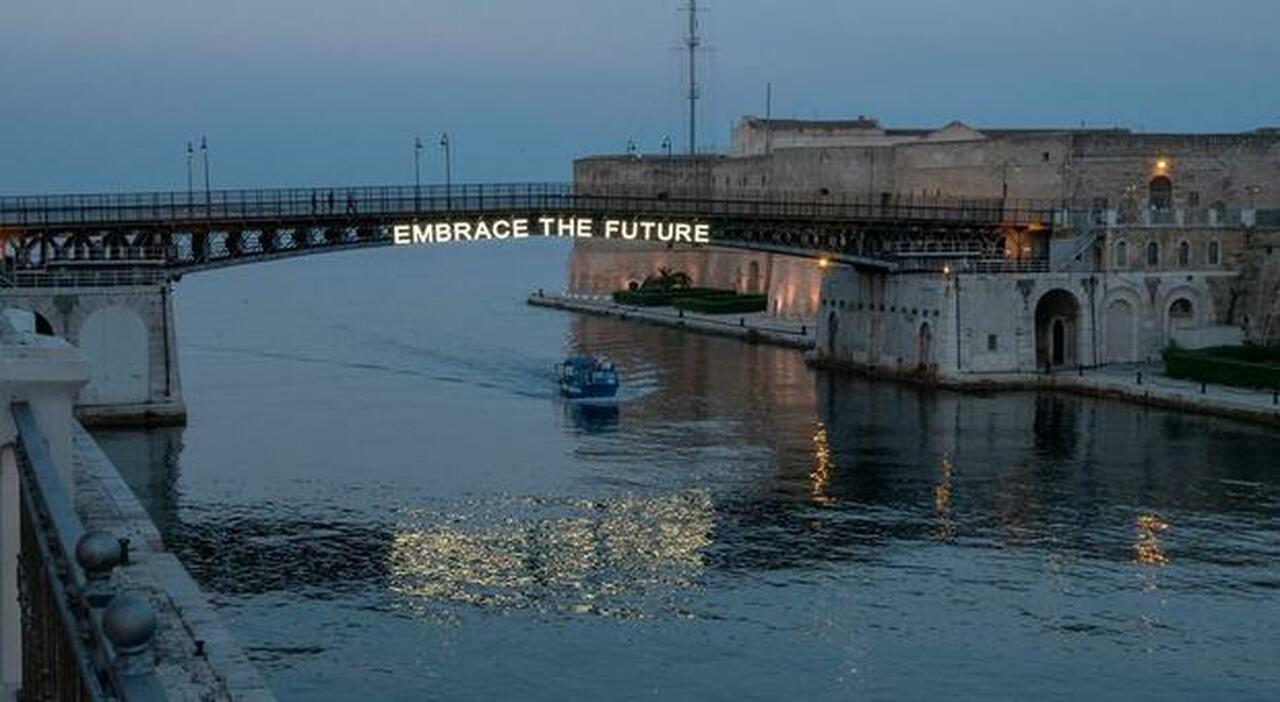 Giochi del Mediterraneo, una nuova Taranto: «Colori, panchine e futuro. Così abbiamo vestito la città»