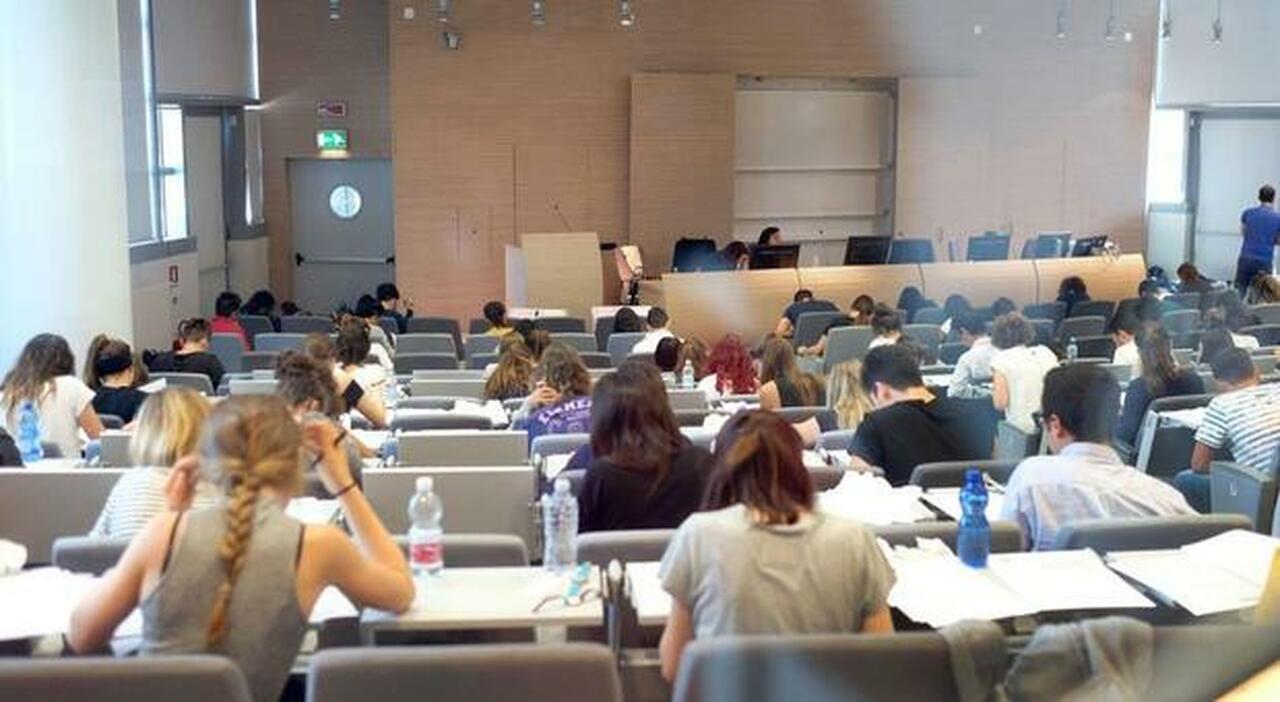 medicina in campania sale il numero dei posti e c232 lopzione inglese da Ilmattino.it medicina in campania sale il numero dei posti e c232 lopzione inglese