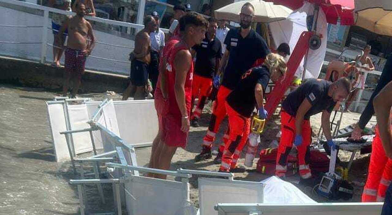 otranto malore in spiaggia morto un uomo da Quotidianodipuglia.it otranto malore in spiaggia morto un uomo