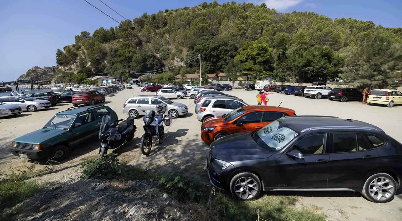 palinuro larco ritrovato ma il paradiso 232 violato tra degrado e abbandono da Ilmattino.it palinuro larco ritrovato ma il paradiso 232 violato tra degrado e abbandono