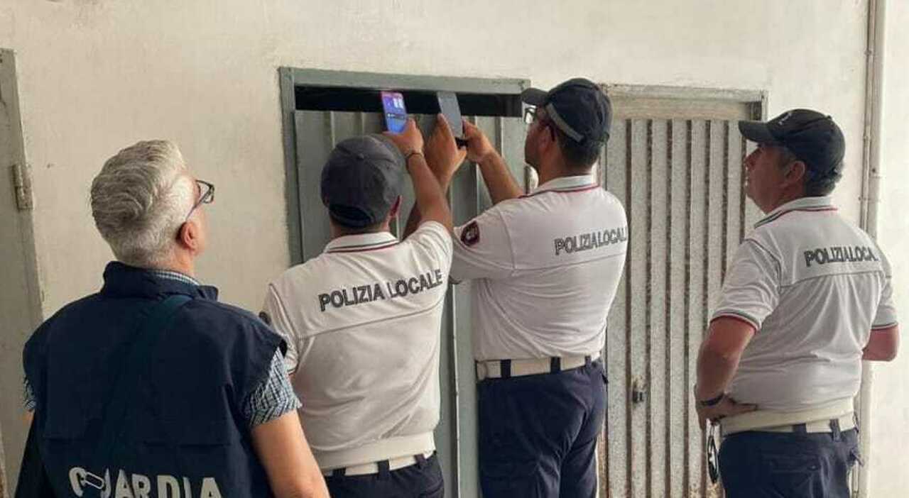 gallipoli due garage affittati come casa e un appartamento con 17 persone controlli e multe della finanza da Quotidianodipuglia.it gallipoli due garage affittati come casa e un appartamento con 17 persone controlli e multe della finanza