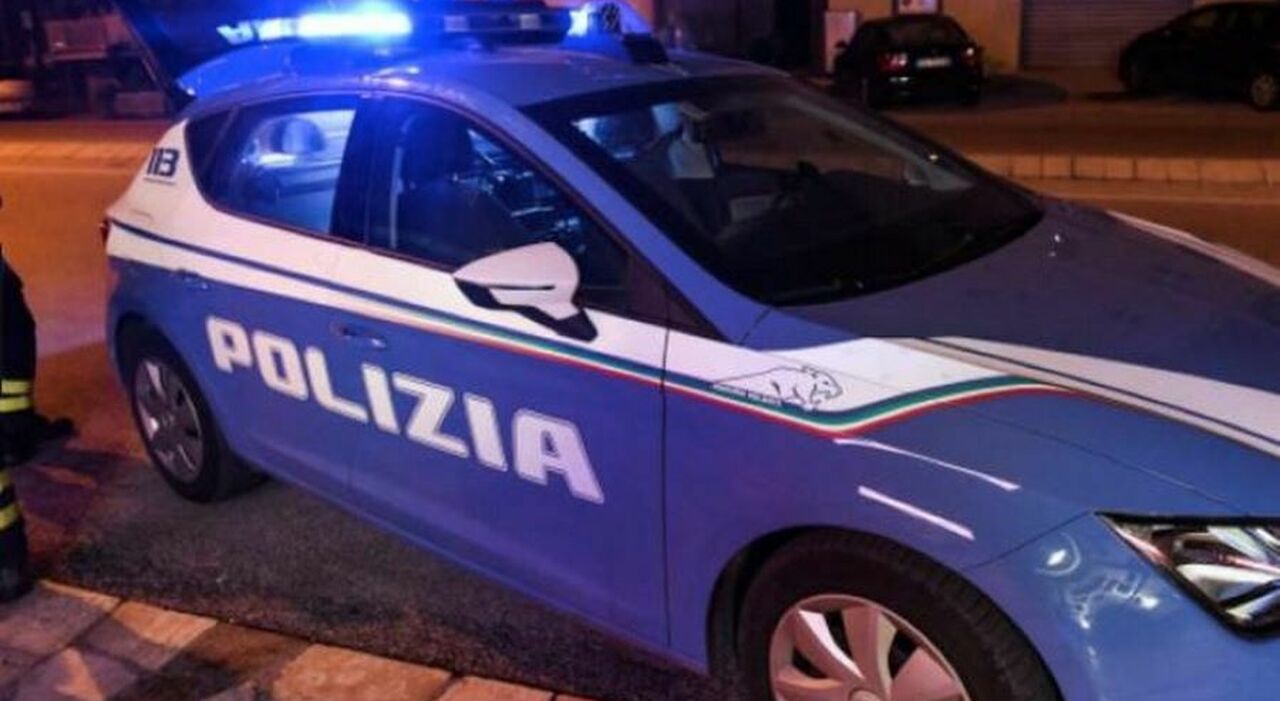 al rientro a casa trova due malviventi uno gli punta la pistola e si fa consegnare l incasso da Corriereadriatico.it al rientro a casa trova due malviventi uno gli punta la pistola e si fa consegnare l incasso