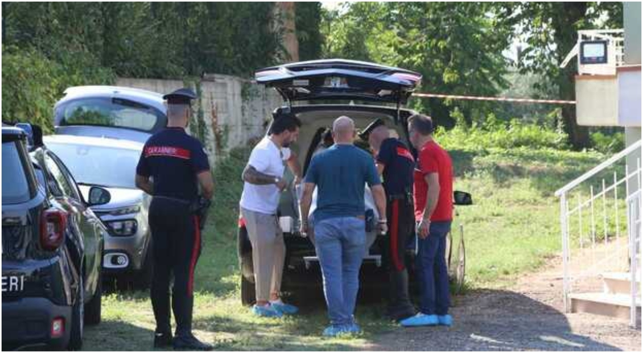 https://statics.cedscdn.it/photos/MED_HIGH/2026/08/15/9709486_15172208_uccide_moglie_tenta_suicidio_sant_angelo_cupolo_benevento_oggi_ferragosto.jpg