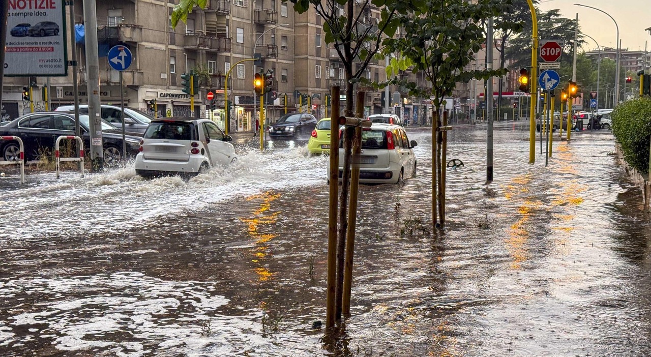 https://statics.cedscdn.it/photos/MED_HIGH/2026/08/15/9709505_15180453_meteo_previsioni_temporali_grandine_quando_torna_caldo_allerta_maltempo_oggi.jpg