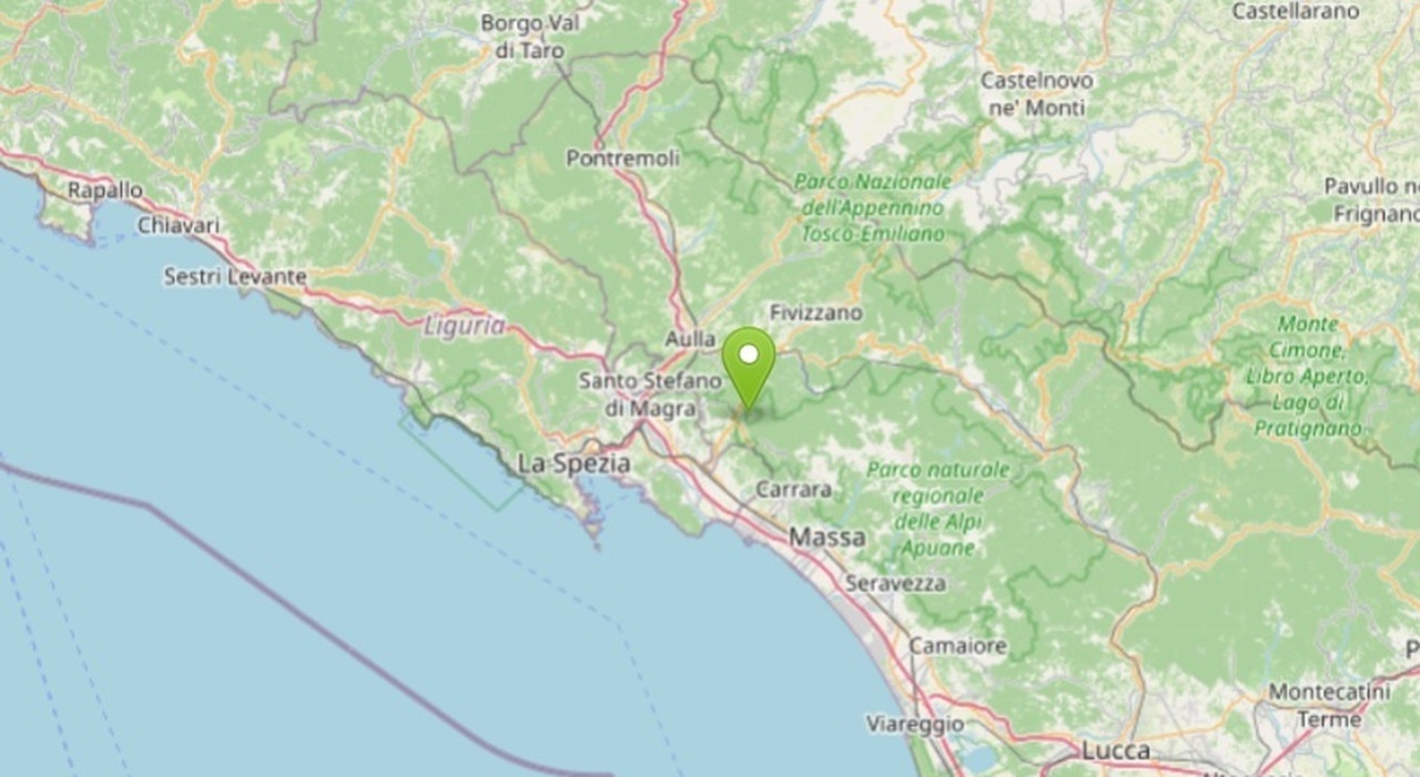 https://statics.cedscdn.it/photos/MED_HIGH/2026/08/16/9709602_16080538_terremoto_la_spezia.jpg