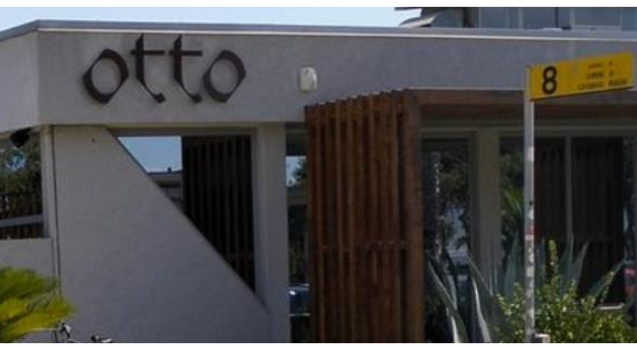 civitanova pistola in faccia all imprenditore nicola della valle agguato sotto casa due banditi in fuga con 10mila euro da Corriereadriatico.it civitanova pistola in faccia all imprenditore nicola della valle agguato sotto casa due banditi in fuga con 10mila euro