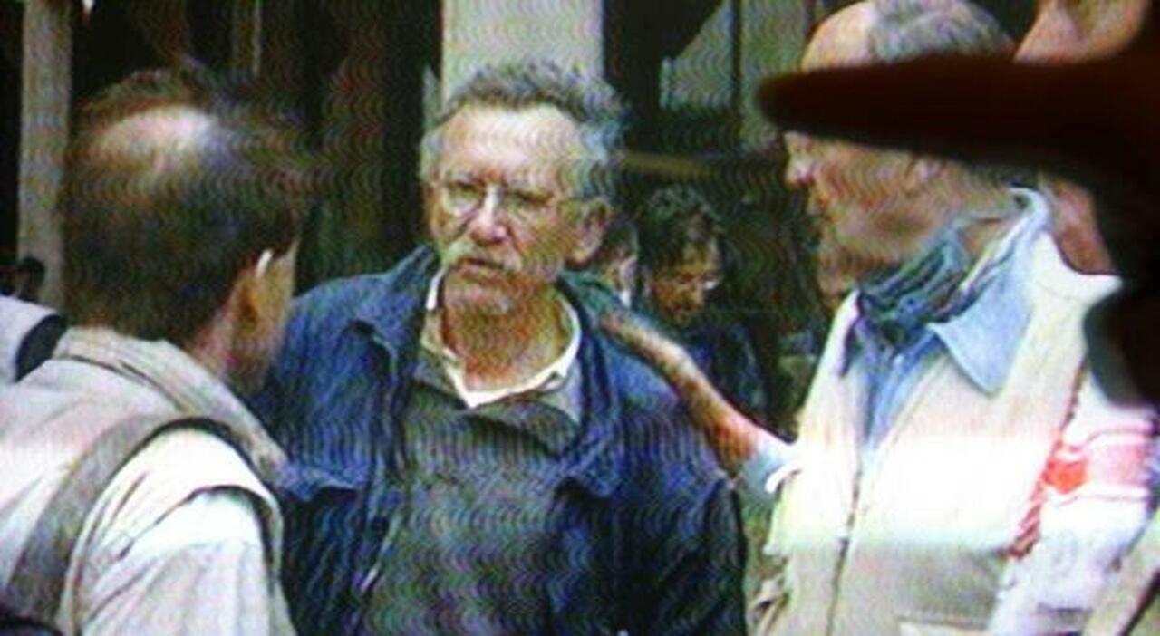 morto vittorio delluva capuozzo invent242 la brigata sas e a zagabria ci lasciarono passare da Ilmattino.it morto vittorio delluva capuozzo invent242 la brigata sas e a zagabria ci lasciarono passare