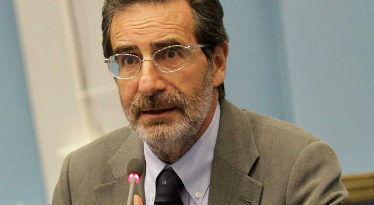 https://statics.cedscdn.it/photos/MED_HIGH/2026/08/17/9711396_17164523_maurizio_giammusso_morto_giornalista_capalbio_chi_era.jpg