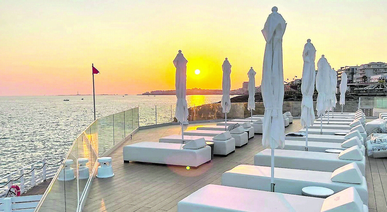 ecco ama terrazza sul mare del salento sar224 aperta anche d inverno da Quotidianodipuglia.it ecco ama terrazza sul mare del salento sar224 aperta anche d inverno