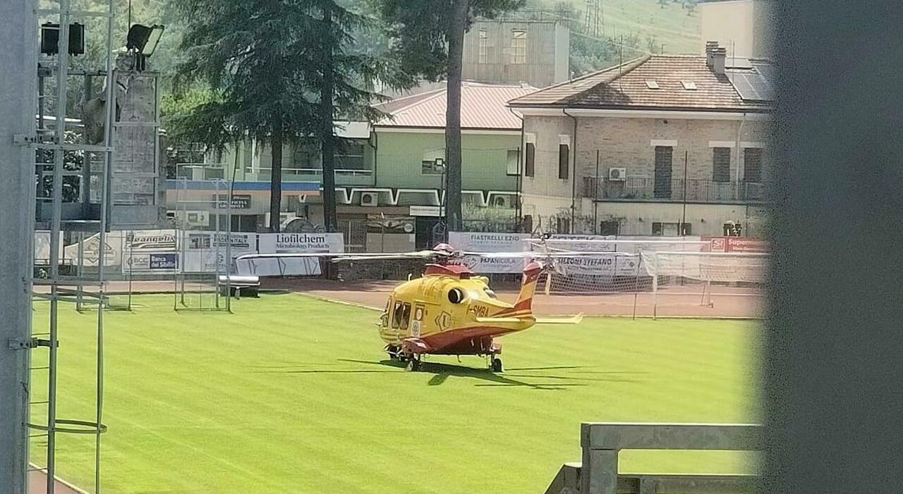 paura a tolentino bambino di 9 anni cade dalla finestra di casa portato in eliambulanza all ospedale di torrette da Corriereadriatico.it paura a tolentino bambino di 9 anni cade dalla finestra di casa portato in eliambulanza all ospedale di torrette
