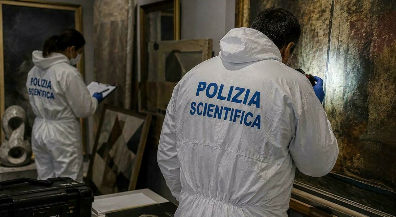 https://statics.cedscdn.it/photos/MED_HIGH/2026/08/21/9717961_21074200_polizia_scientifica.jpg