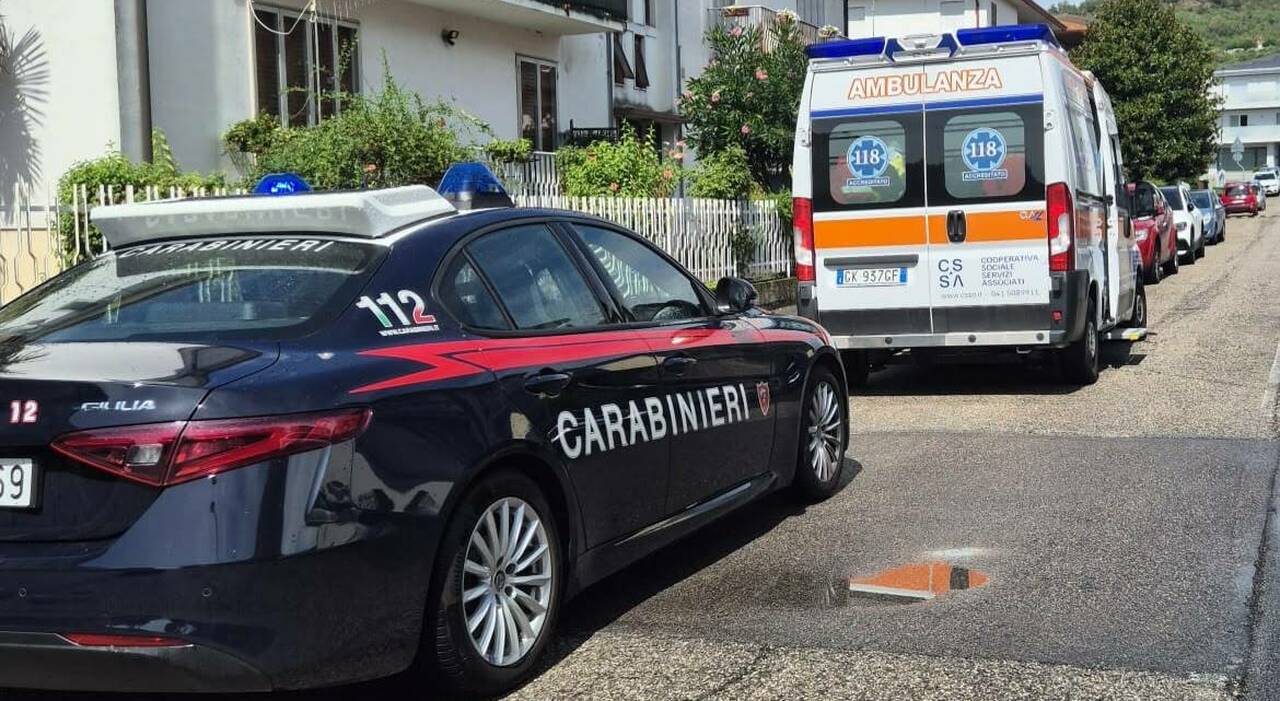 auto lasciata sulla rampa del garage travolge e uccide l 88enne inutili i soccorsi
