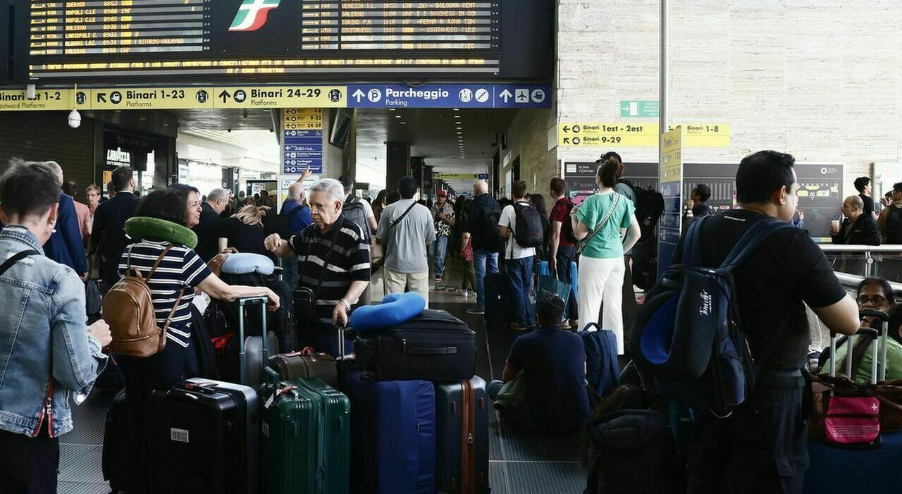 https://statics.cedscdn.it/photos/MED_HIGH/2026/08/22/9719915_22141949_scioperi_trasporti_settembre_2026_treni_aerei_bus_date_orari_calendario.jpg