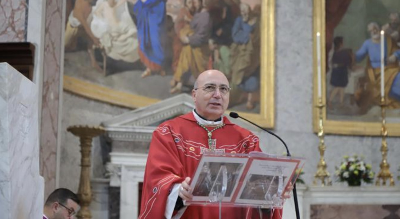 Lutto per la morte di Guido dopo l'aggressione in Piazza Sant’Anna - finanza news from Il Mattino