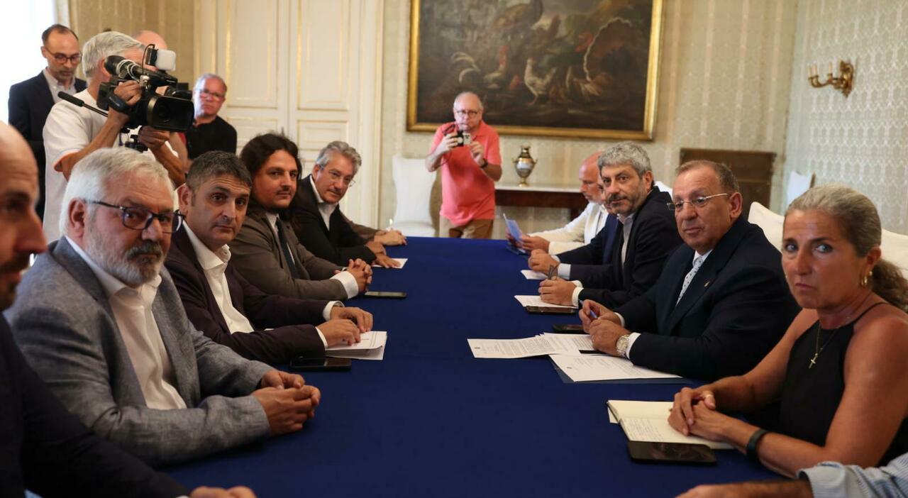 campi flegrei fico dopo il summit in prefettura legge speciale si aspetta da troppo tempo pacchetto emendamenti presentato il 31 agosto