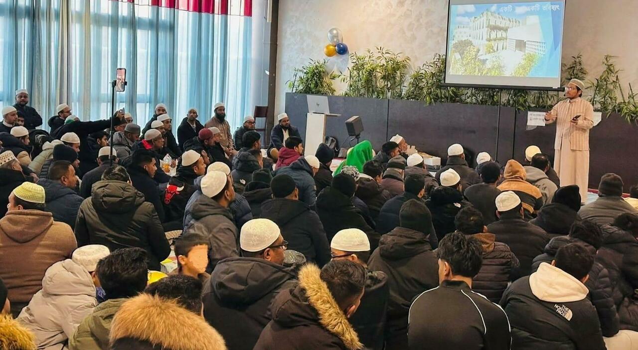 moschea oppure blocchiamo venezia e mestre la comunit224 bengalese a venturini 232 un nostro diritto siamo pronti allo sciopero da Ilgazzettino.it moschea oppure blocchiamo venezia e mestre la comunit224 bengalese a venturini 232 un nostro diritto siamo pronti allo sciopero