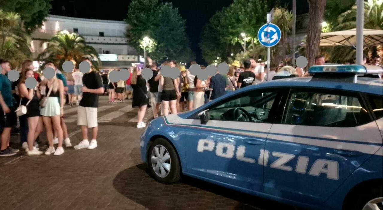 maranza al mare l incubo continuo trenta segnalazioni tra spaccio furti e scorribande da Ilgazzettino.it maranza al mare l incubo continuo trenta segnalazioni tra spaccio furti e scorribande