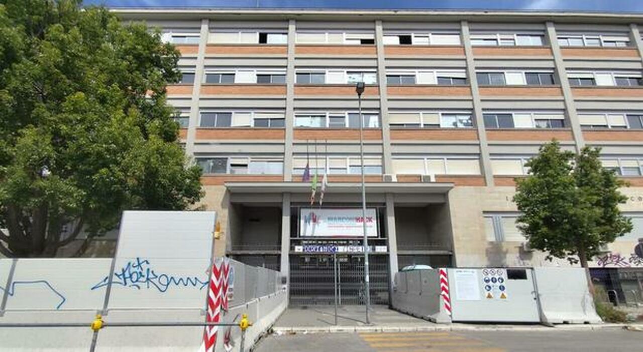 bari cantieri nelle scuole romanazzi e marconi si ricomincia tra i disagi da Quotidianodipuglia.it bari cantieri nelle scuole romanazzi e marconi si ricomincia tra i disagi