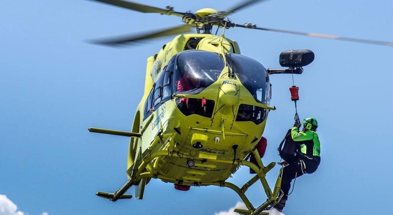 escursionista muore dopo essere precipitato vicino a forca disteis il recupero del corpo reso difficile dalla zona impervia da Ilgazzettino.it escursionista muore dopo essere precipitato vicino a forca disteis il recupero del corpo reso difficile dalla zona impervia