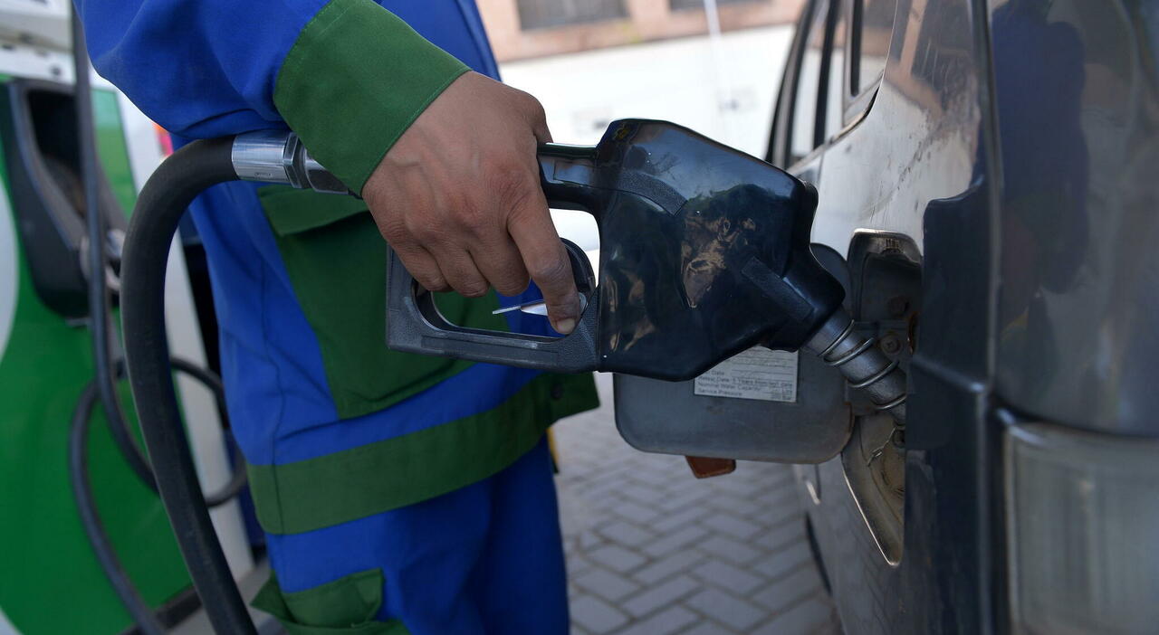 Un rifornimento di carburante