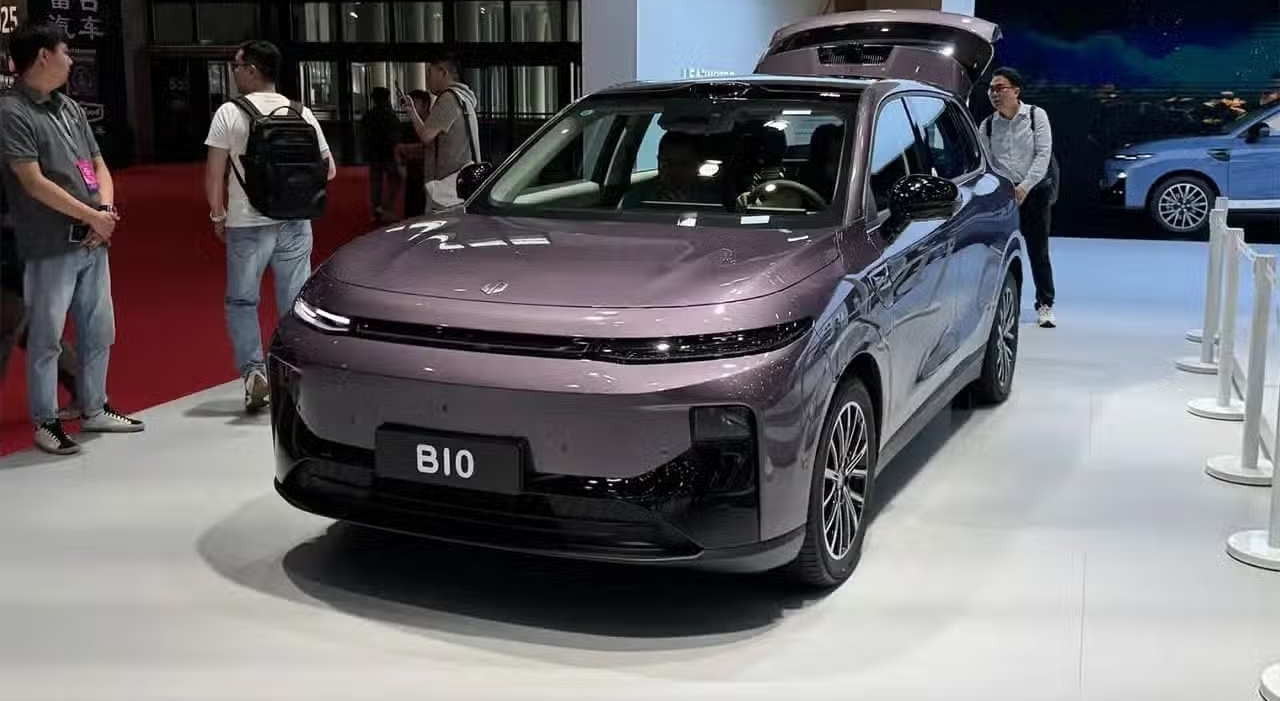 Leapmotor B10