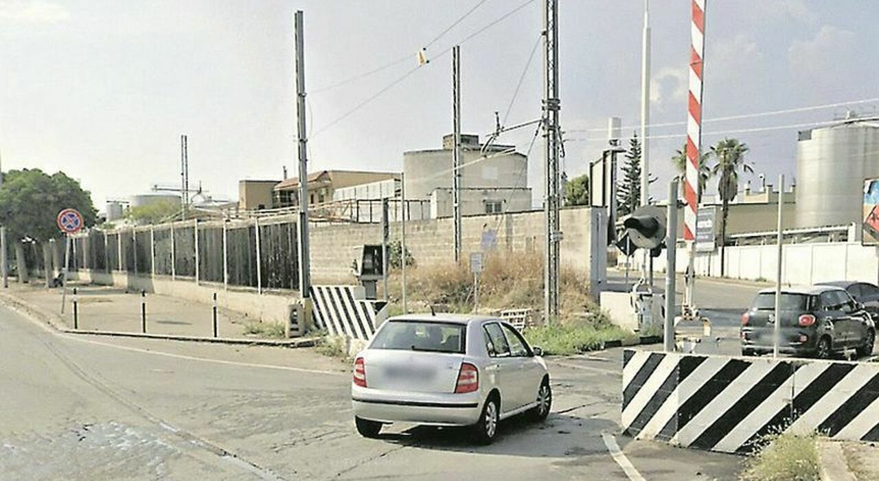 chiede a unauto di rallentare aggredito e ferito un 14enne naso fratturato da Quotidianodipuglia.it chiede a unauto di rallentare aggredito e ferito un 14enne naso fratturato