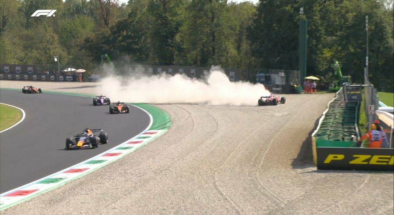 live gp monza diretta russell leader davanti a gasly e verstappen brutto incidente di leclerc alla parabolica da Ilmattino.it live gp monza diretta russell leader davanti a gasly e verstappen brutto incidente di leclerc alla parabolica