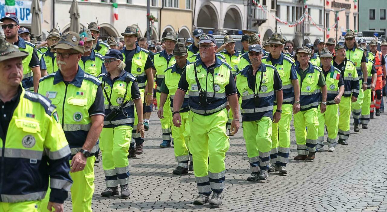 Volontari bellunesi esclusi dai fondi regionali per protezione civile, chiedono intervento