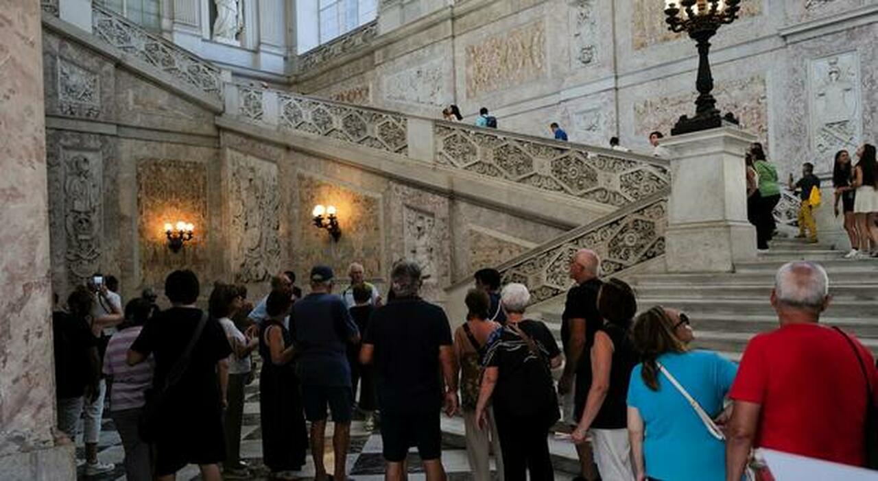 musei e regate turisti ok due milioni a settembre da Ilmattino.it musei e regate turisti ok due milioni a settembre