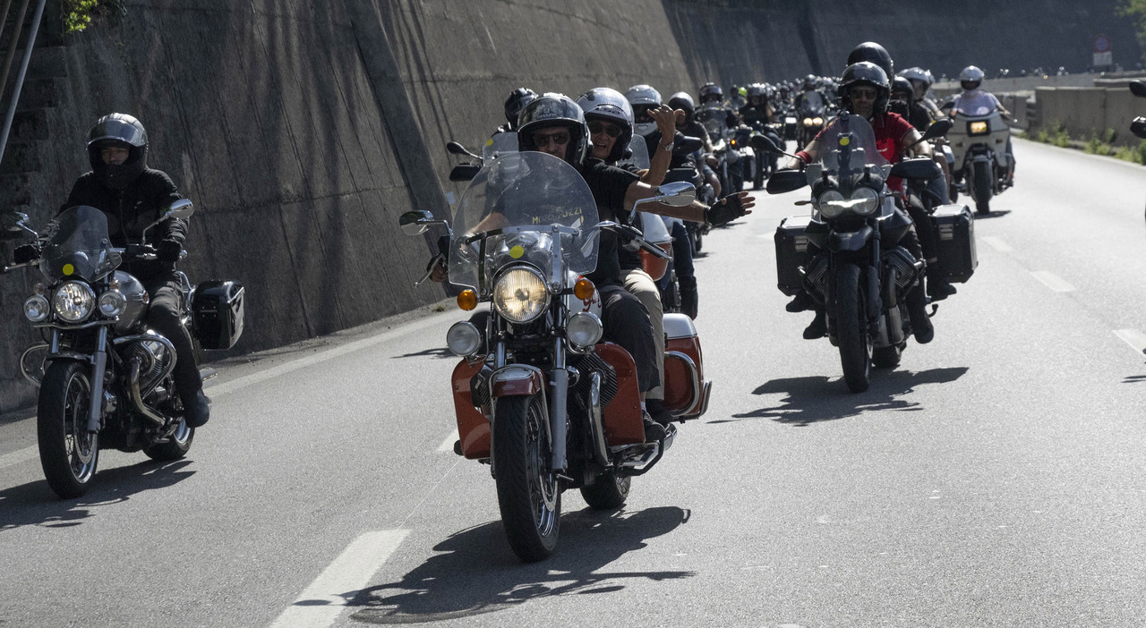 La parata delle Moto Guzzi alla GMG 2026