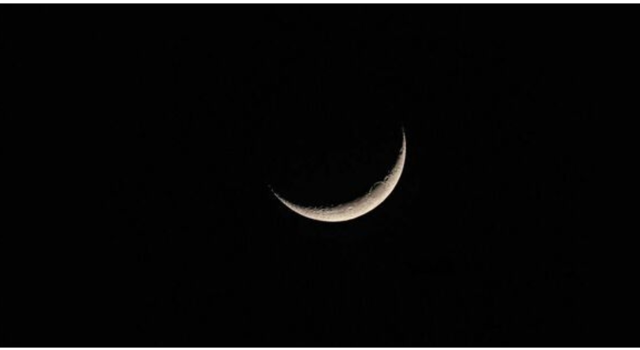 https://statics.cedscdn.it/photos/MED_HIGH/2026/09/09/9753144_09140331_luna_nuova_11_settembre.jpg