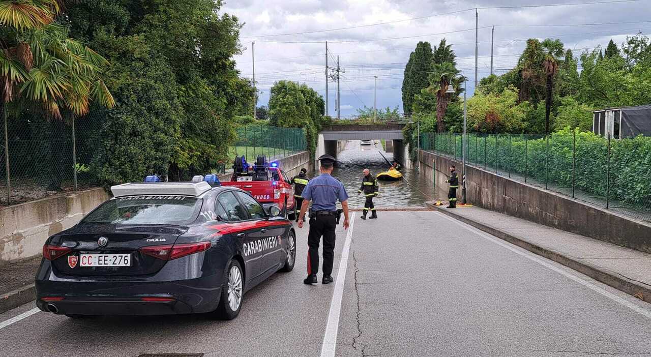 donna rimane bloccata nel sottopasso allagato 232 morta all interno della sua auto da Ilgazzettino.it donna rimane bloccata nel sottopasso allagato 232 morta all interno della sua auto