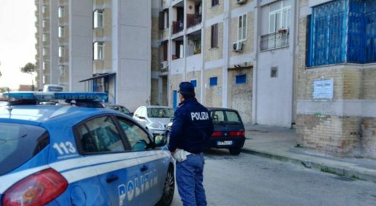 napoli notte di sangue a secondigliano killer in azione fuori dal bar pregiudicato ferito a una gamba da Ilmattino.it napoli notte di sangue a secondigliano killer in azione fuori dal bar pregiudicato ferito a una gamba