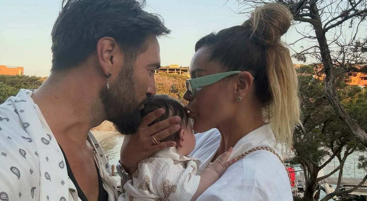 https://statics.cedscdn.it/photos/MED_HIGH/2026/09/10/9755302_10133543_alex_belli_delia_duran_battesimo_figlio_gabriel_foto.jpg