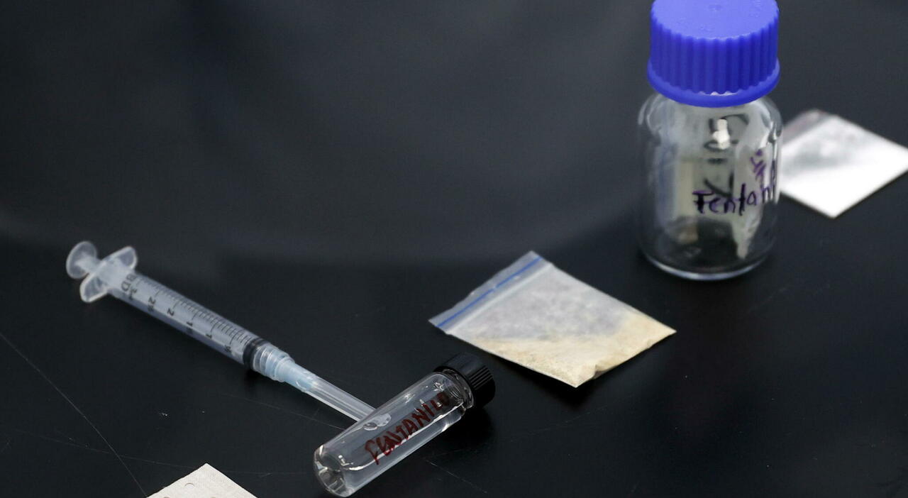 https://statics.cedscdn.it/photos/MED_HIGH/2026/09/10/9755361_10145127_fentanyl_decreto_ministero_salute_cosa_prevede.jpg