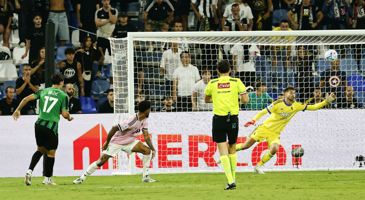 sassuolo juventus 3 2 le pagelle non basta la doppietta di zhegrova 75 spalletti 5 tradito da kolo muani 5 e punito da adzic 7 da Ilmessaggero.it sassuolo juventus 3 2 le pagelle non basta la doppietta di zhegrova 75 spalletti 5 tradito da kolo muani 5 e punito da adzic 7