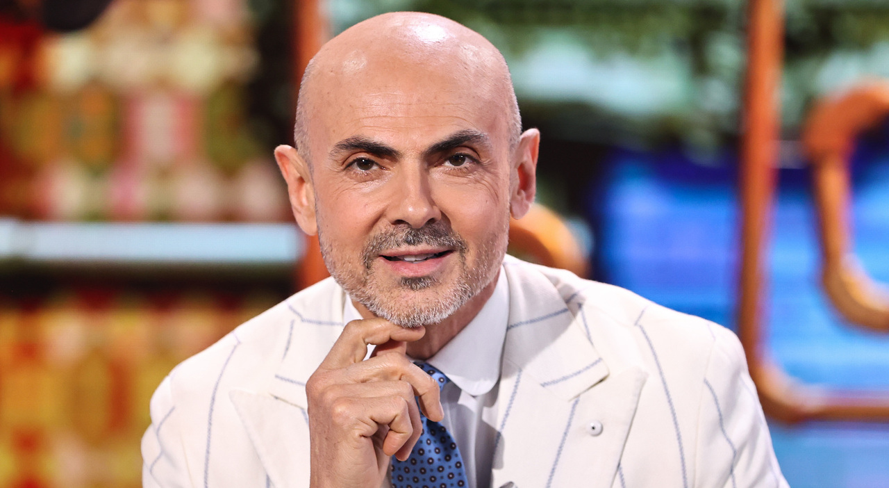 https://statics.cedscdn.it/photos/MED_HIGH/2026/09/14/9762289_14093857_enzo_miccio_ex_relazione_tossica_libro_quando_l_amore_non_basta_intervista.jpg